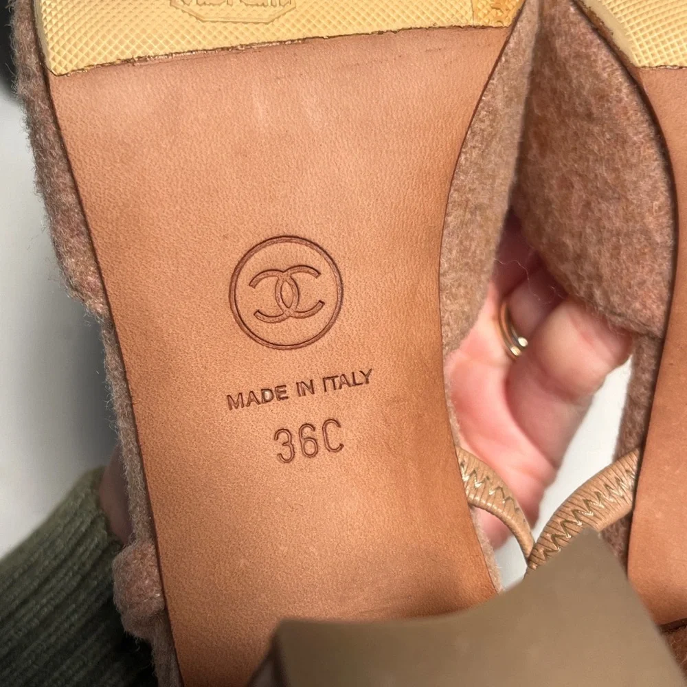 CHANEL Women's Pink and Tan Heels